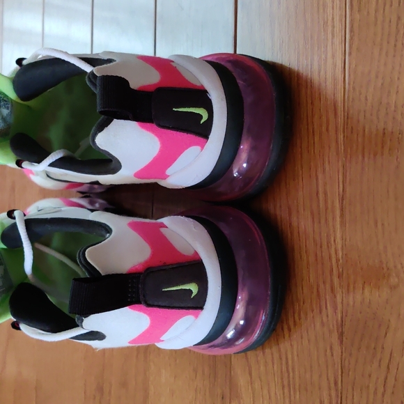 Women Nike sneakers - Picture 4 of 7